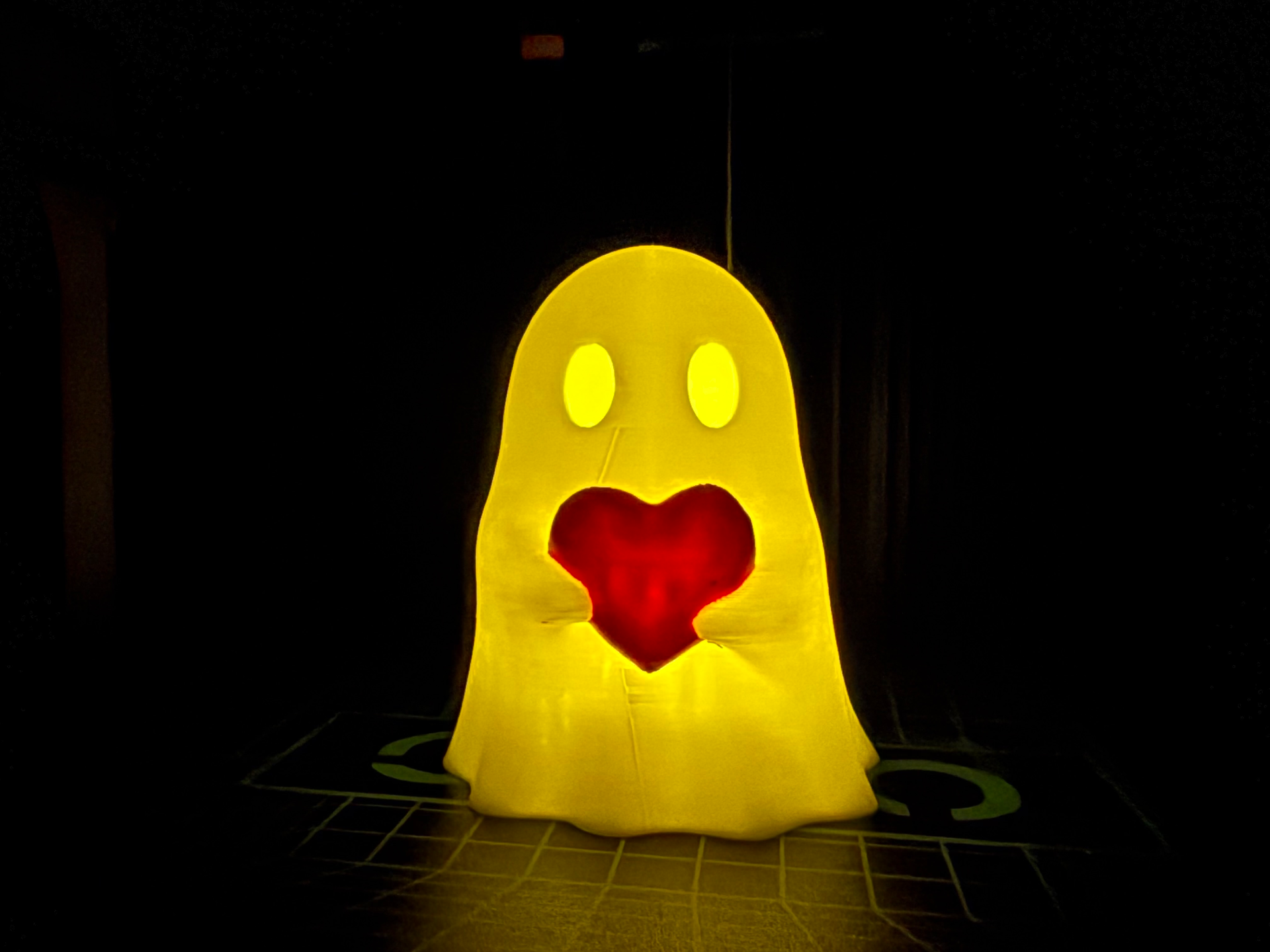 Đèn ma quà tặng